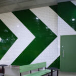 Versaali vihrea nuoli seinäteippi