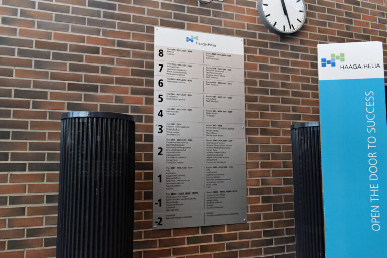 Versapanel opaste, Versaali