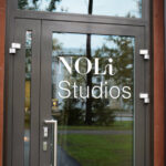 Lasiovessa Noli Studios logotarrat
