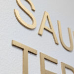 Messinkiset irtokirjaimet, Versaali