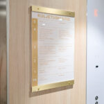 Slim-opaste, Messinkilista, Versaali